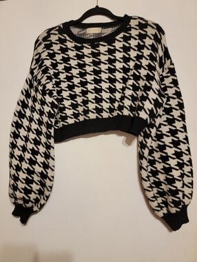 Altar'D State Crop Sweater